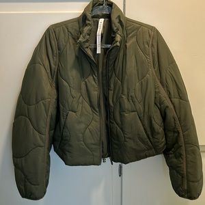 LULULEMON quilted cropped jacket